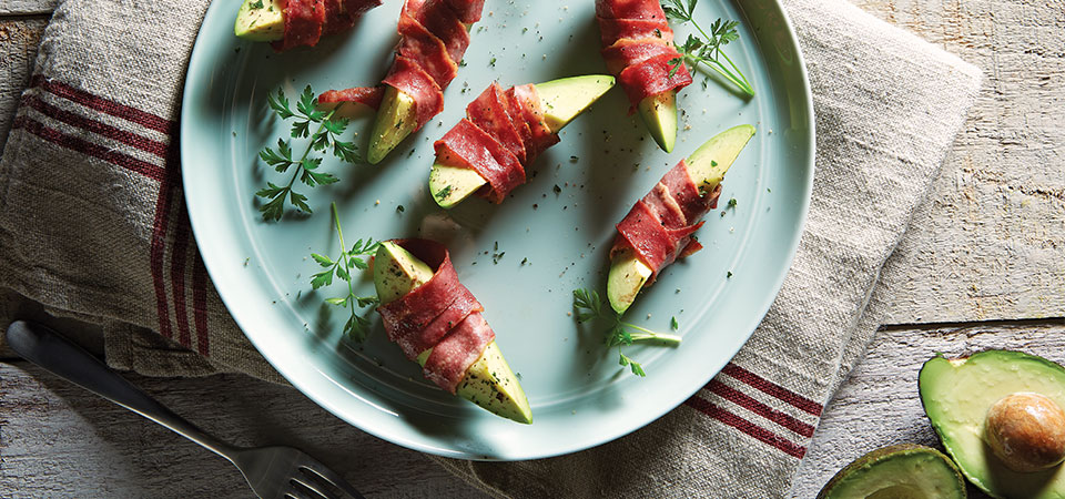 Aguacates Envueltos de Tocino al Horno