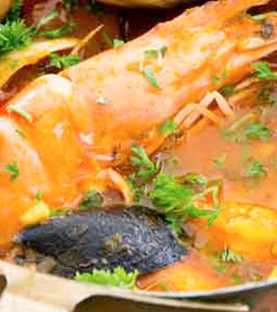Cazuela de mariscos al curry
