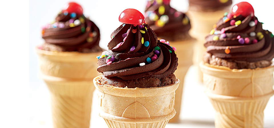 conos de cupcakes de chocolate