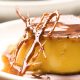 Flan casero al cardamono