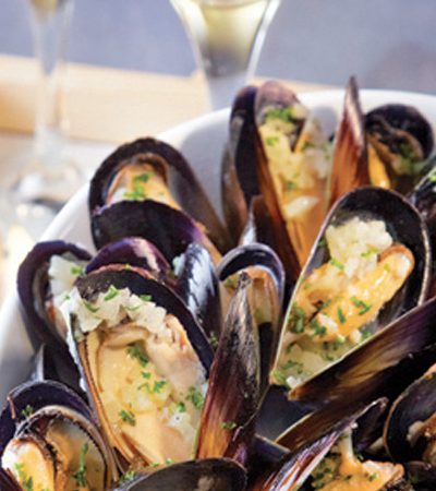 Mejillones al vino blanco