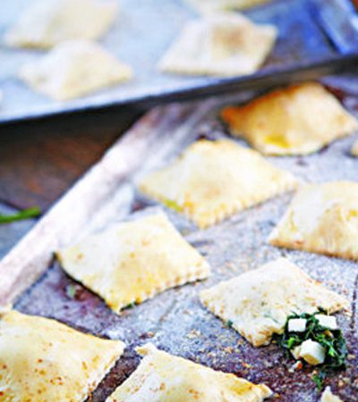 Ravioles de espinacas y queso panela