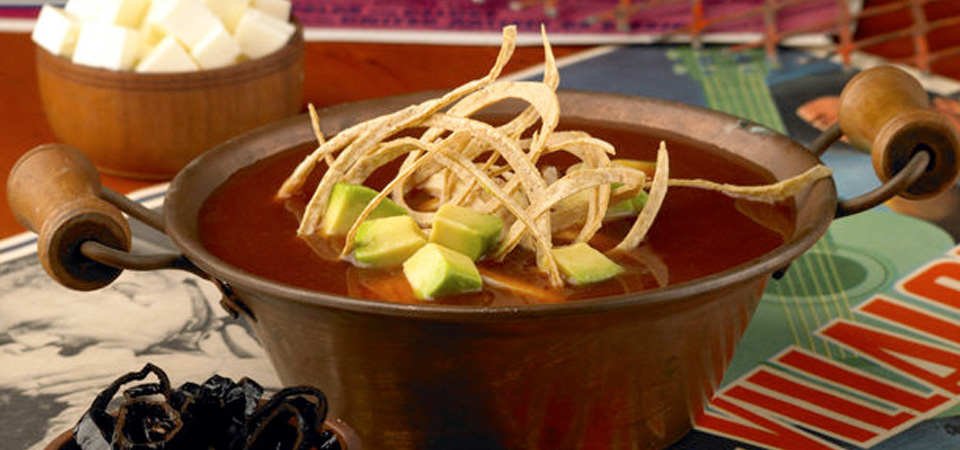 Sopa Azteca estilo Oropeza | Chef Oropeza