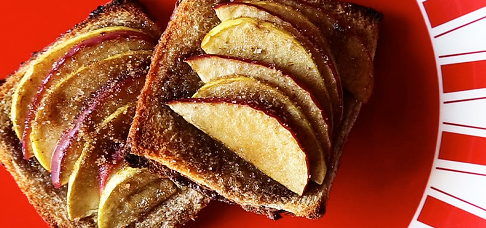 tartas de pan de caja con crema de chocolate y manzanas