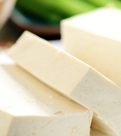 Tofu a la parrilla con vegetales