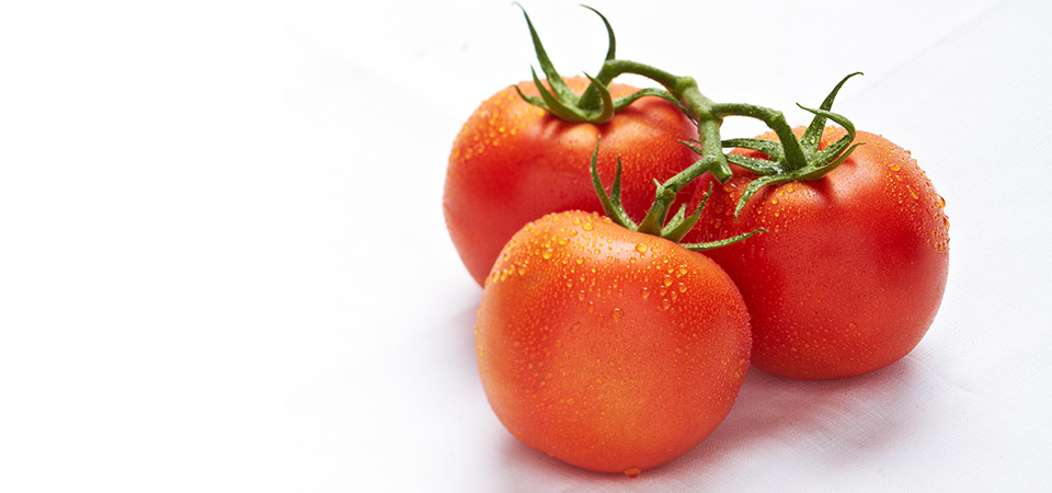 tomate relleno de queso cottage