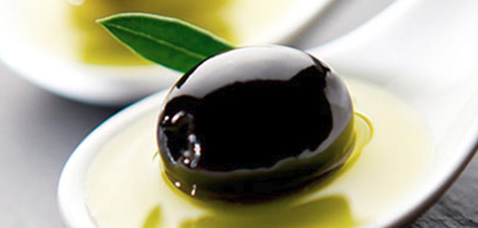 Por qué debes comer aceite de oliva