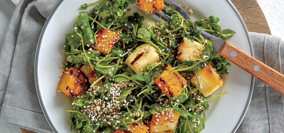 Ensalada de berros y chilacayotes a la parrilla