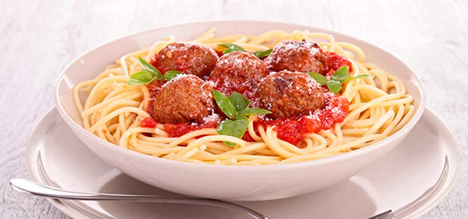 Albóndigas de Pollo con Spaghetti