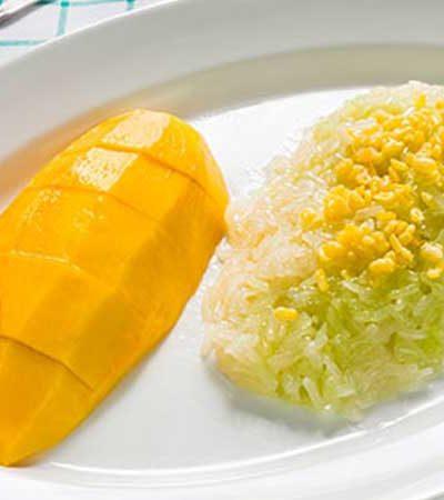 Khao Niao Mumuang (Sticky Rice)