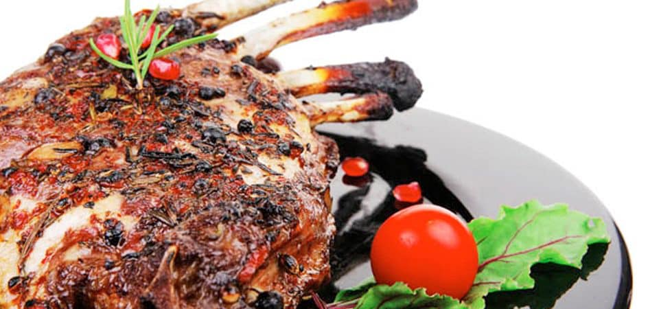 Rack de Cordero con Salsa Demi-Glace