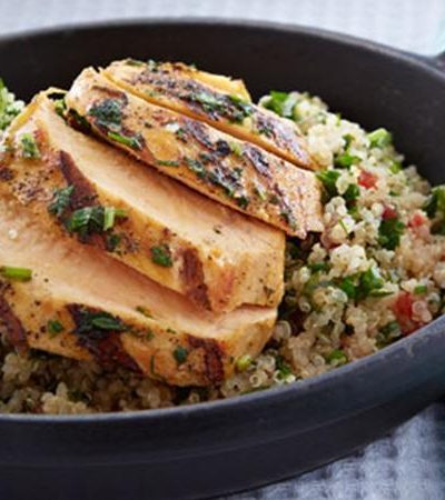 Tabbouleh de Quinoa con Pechuga de Pollo a la Parrilla