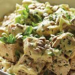 Tazón de pollo Cremoso con Manzanas