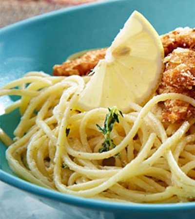 spaghetti con salsa cremosa de limón