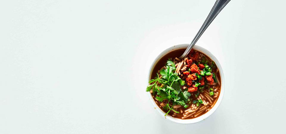 Sopa de Fideo con Caldo de Frijol