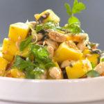 Ensalada de Mango y Apio con Cacahuates tostados