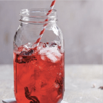 Agua de jamaica, limón y fresa