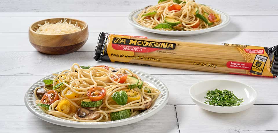 Spaghetti Con Calabazas Y Champiñones