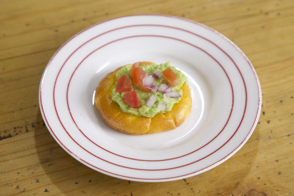 Toast de Guacamole en Pan esponjoso