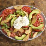 Ensalada de Tomates con Burrata y Vinagreta de Anchoa